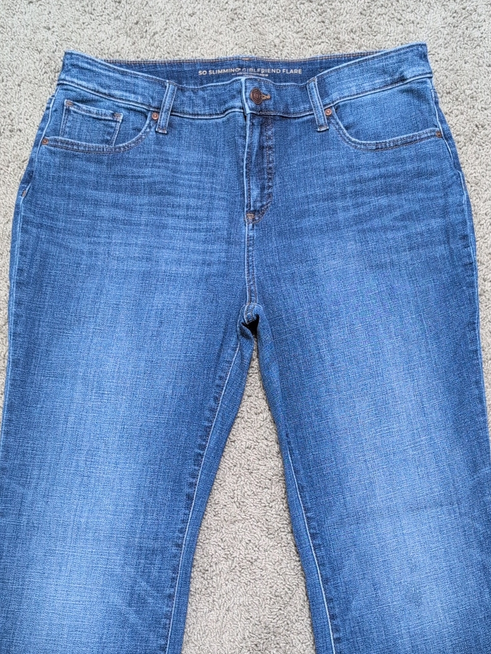 Chico's So Slimming Girlfriend Flare Jeans Blue Denim Size 12P Medium Wash - Picture 3 of 9